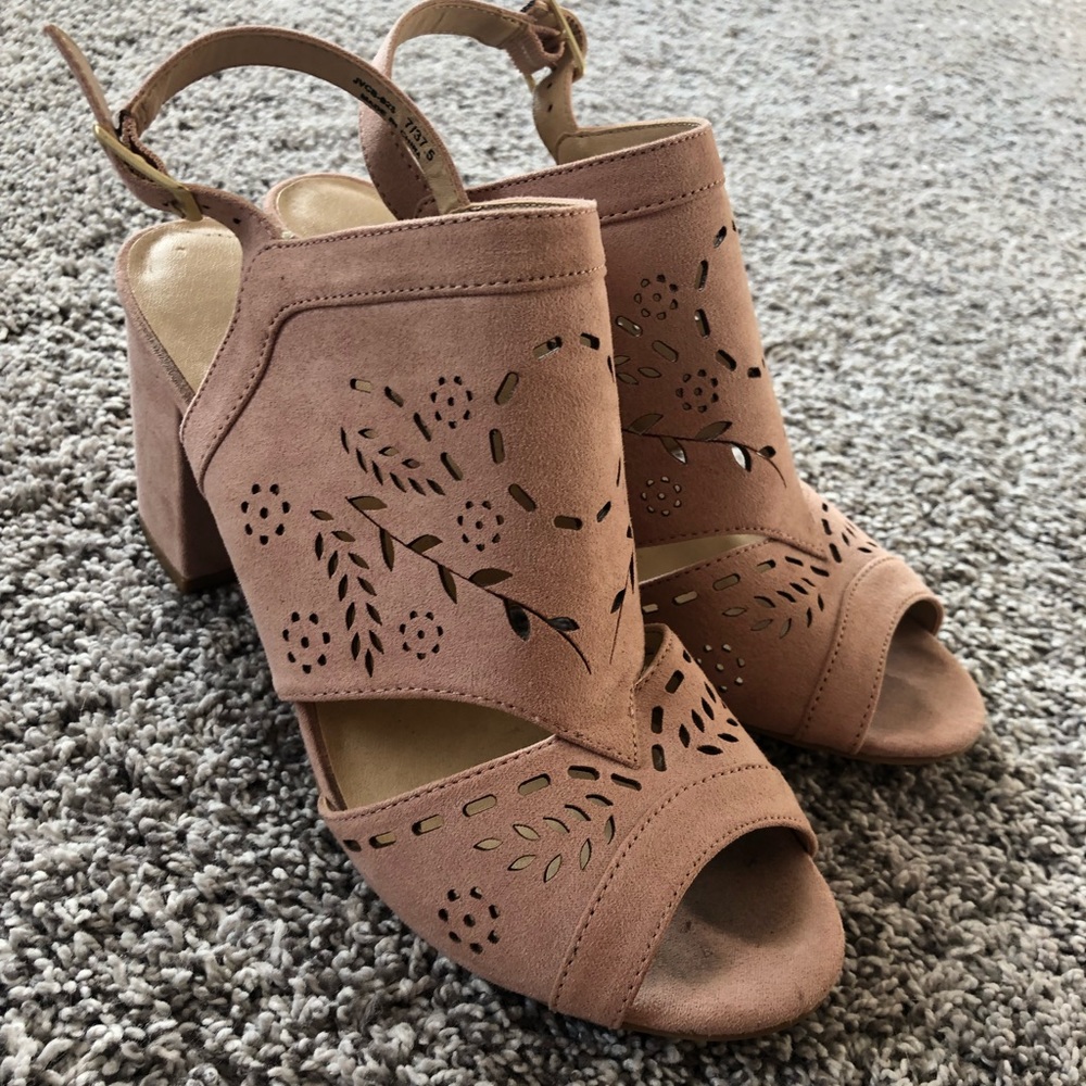 Pink heels